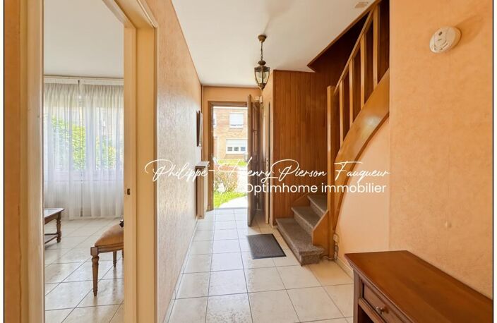 Exclusivité: Maison familiale 4 chambres avec garage et jardin à Hem - Possibilité 5 chambres.  (59510) — photo 4
