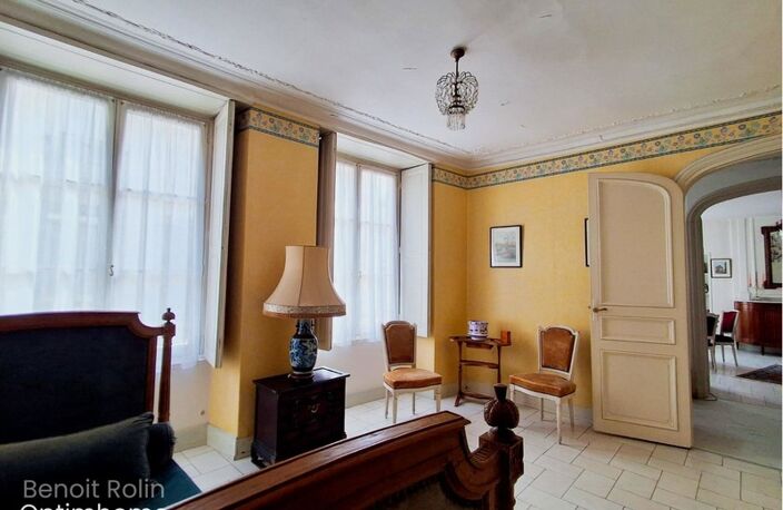 Maison bourgeoise du XIXe siècle au cœur de Saint-Calais — photo 4