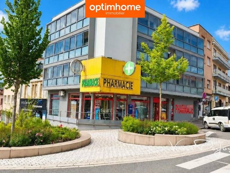 Immeuble de rapport mixte avec pharmacie et 6 appartements — photo 1