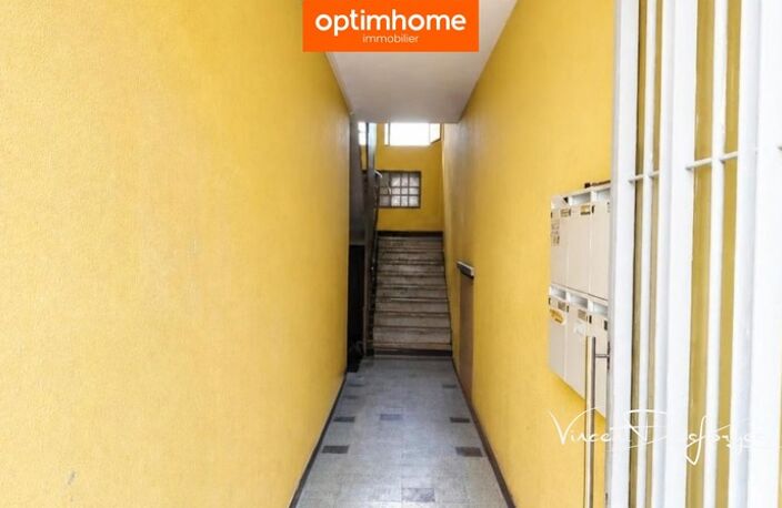 Immeuble de rapport mixte avec pharmacie et 6 appartements — photo 5