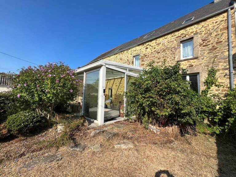 À seulement 5 km de Barneville-Carteret, charmante maison en pierre avec jardin arboré — photo 1