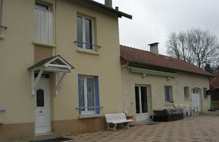 A 8 MINUTES DE LIMOGES SECTEUR ISLE MAGNIFIQUE MAISON PIERRE DE 159 M² 4 CHAMBRES PLUS UN CHALET ET UNE DEPENDANCE — photo 2