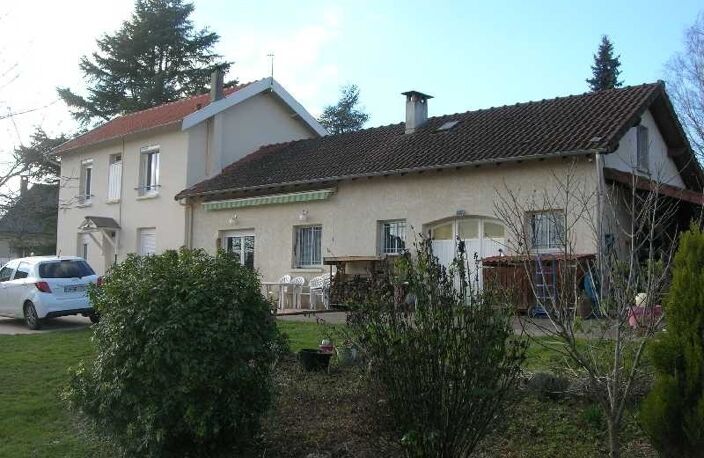 A 8 MINUTES DE LIMOGES SECTEUR ISLE MAGNIFIQUE MAISON PIERRE DE 159 M² 4 CHAMBRES PLUS UN CHALET ET UNE DEPENDANCE — photo 3