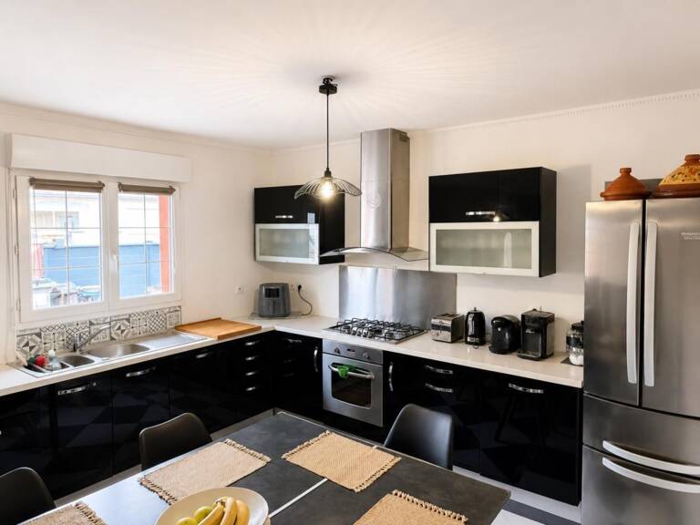 PAVILLON MODERNE DE PLAIN PIED — photo 1