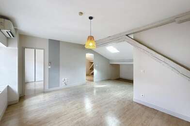 Appartement 4 pièces 1143 €
