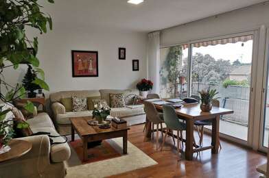 Appartement 4 pièces 1017 €