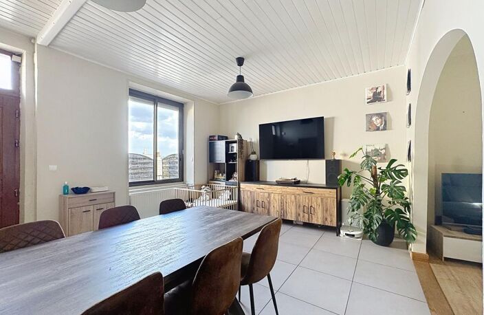 Rodez – Maison en pierre de 93m² avec jardin arboré et garages — photo 4