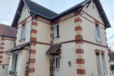 Maison 4 pièces 1022 €