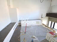 local — photo 2