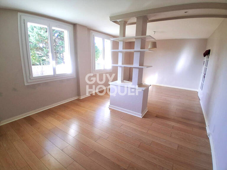 Appartement Saint Cyr Sur Loire 4 pièces — photo 1