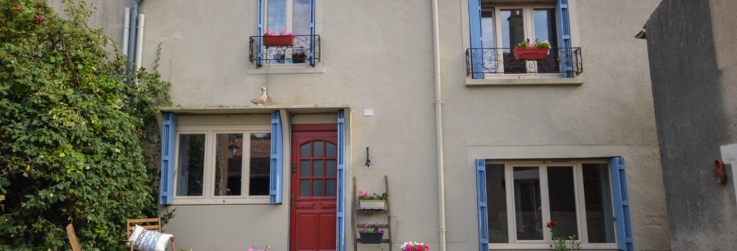 Maison 5 Pièces 167 m² à vendre à Bazoges-en-Pareds (85390)