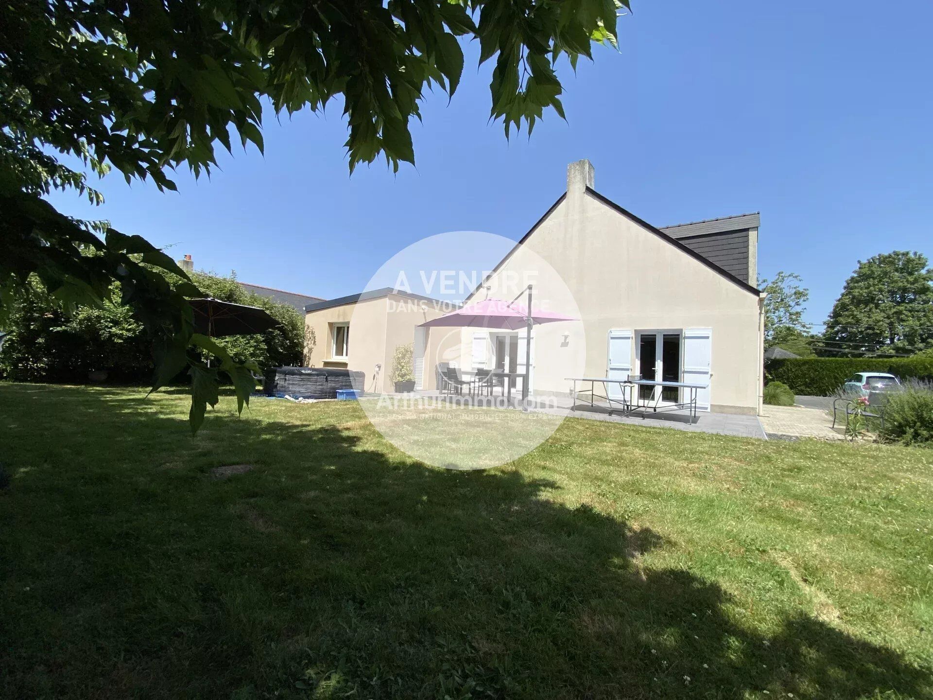 Maison 8 pièces 159 m² · à Vigneux-de-Bretagne · 159 m² · 483 000 €