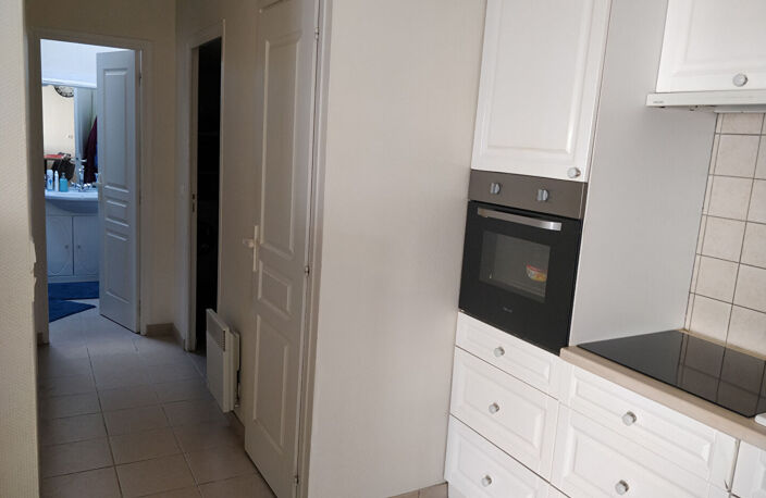 A VENDRE LAFOND  MAISON 2 PIECES D'ENVIRON 51m² — photo 3