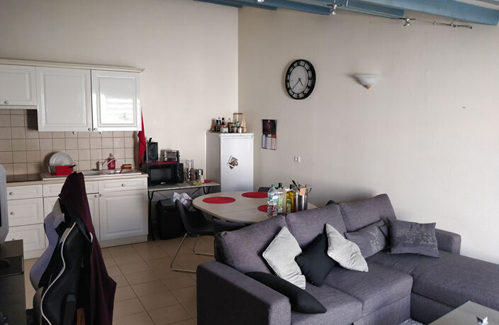 A VENDRE LAFOND  MAISON 2 PIECES D'ENVIRON 51m² — photo 5