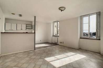 Appartement 3 pièces 530 €