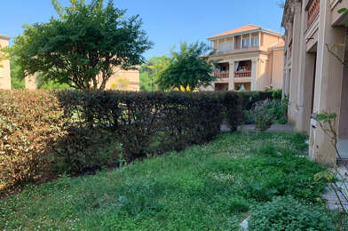 Appartement 3 pièces 860 €