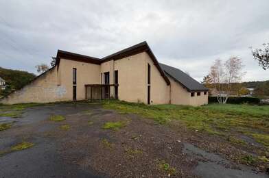 Bureau  392000 €