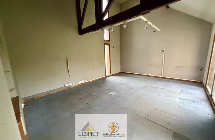 À VENDRE – Bureaux d’environ 250 m² – Zone Industrielle de Malemort — photo 4