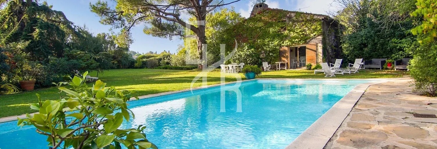 Maison 5 Pièces 202 m² à vendre à Mougins (06250)