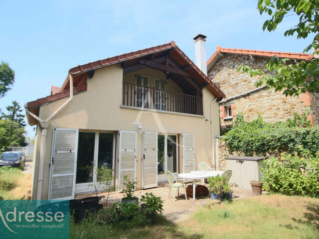 Grande Maison familiale 4/5 chambres dans le secteur recherché du Parc et Château à Morsang-sur-Orge. — photo du bien