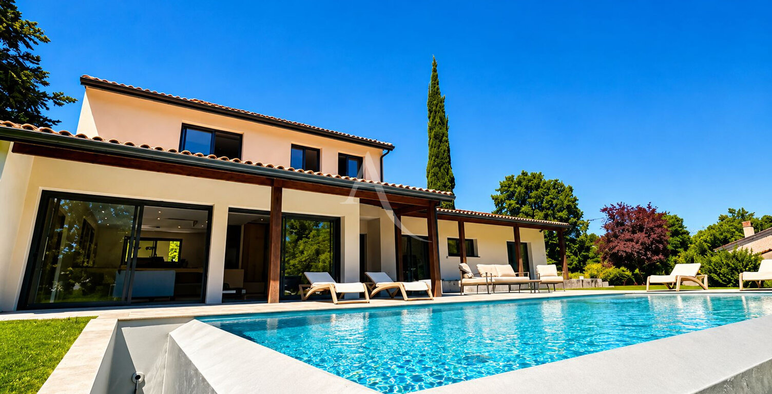COLOMIERS CABIROL Villa d'architecte T8 255m² avec piscine et garage — photo 1
