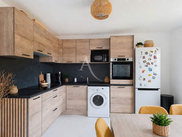Billère - Appartement T3 avec balcon, ascenseur et double stationnement — photo du bien