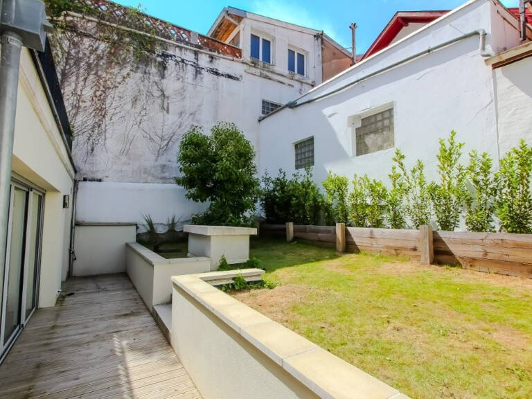 BIARRITZ ? SAINT-CHARLES  APPARTEMENT NEUF PRESTIGE ? 121 m²   DEUX STATIONNEMENTS PRIVATIFS — photo 1