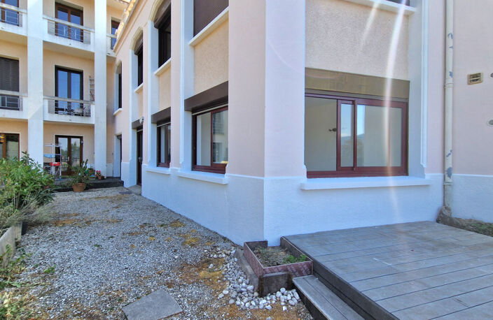 Appartement Aix Les Bains 3 pièce(s) Terrasse- Vue lac — photo 4