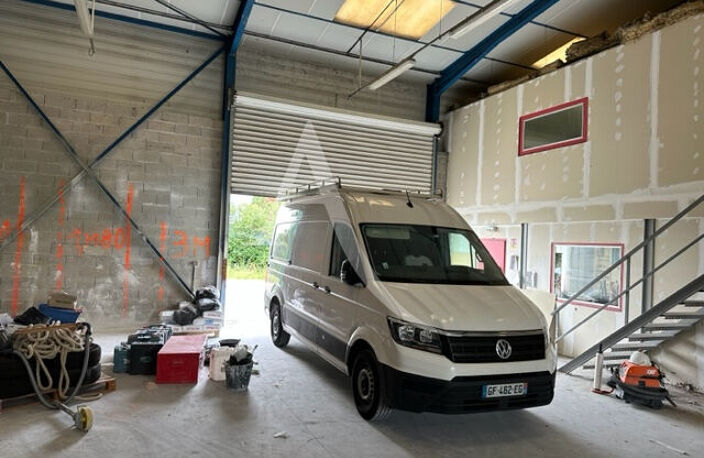Local d'activité Montauban 4 pièce(s) 340 m2 — photo 2