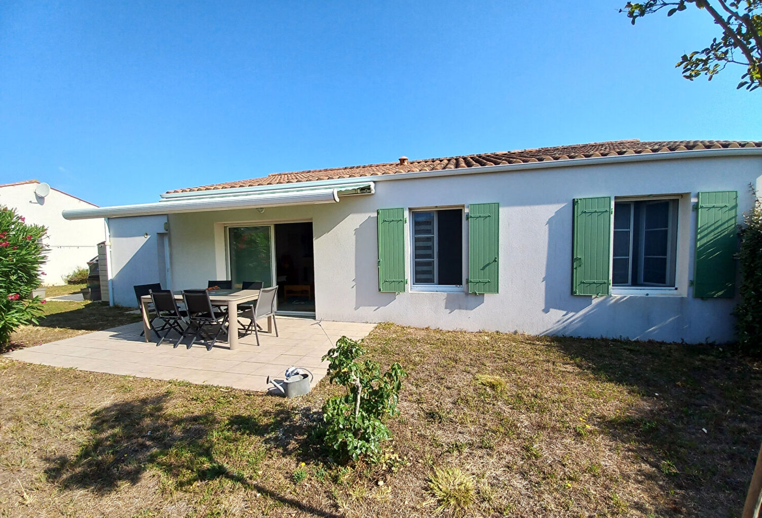Maison récente avec garage et jardin clos dans une résidence intimiste — photo 1