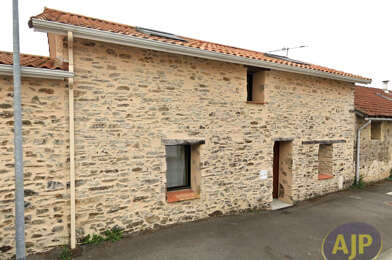 Maison 6 pièces 1200 €