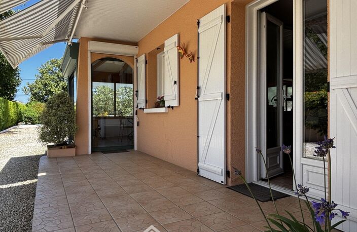 Maison - 151m² - Chasseneuil-du-Poitou — photo 4