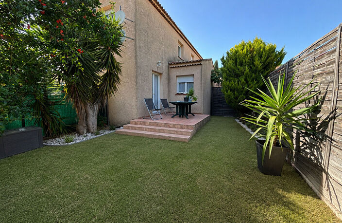 A VENDRE - MAISON DE TYPE 3 AVEC JARDIN - SAUSSET-LES-PINS — photo 4