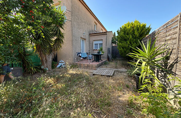 A VENDRE - MAISON DE TYPE 3 AVEC JARDIN - SAUSSET-LES-PINS — photo 5