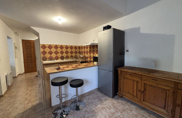 A VENDRE - MAISON DE TYPE 3 AVEC JARDIN - SAUSSET-LES-PINS — photo 2