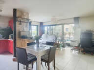 FREJUS GRAND T3 SPACIEUSE TERRASSE GARAGE — photo 4