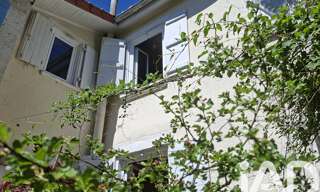 Maison 5 Pièces 118 m² à vendre à La Rochefoucauld-en-Angoumois (16110)