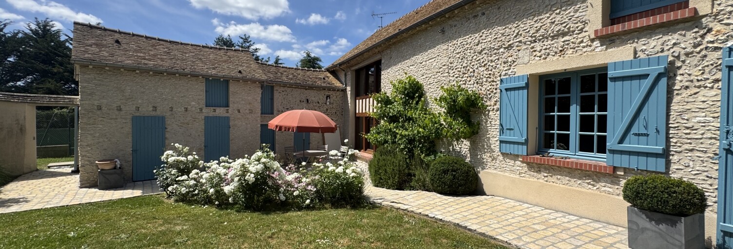 Maison 10 Pièces 328 m² à vendre à Anet (28260)