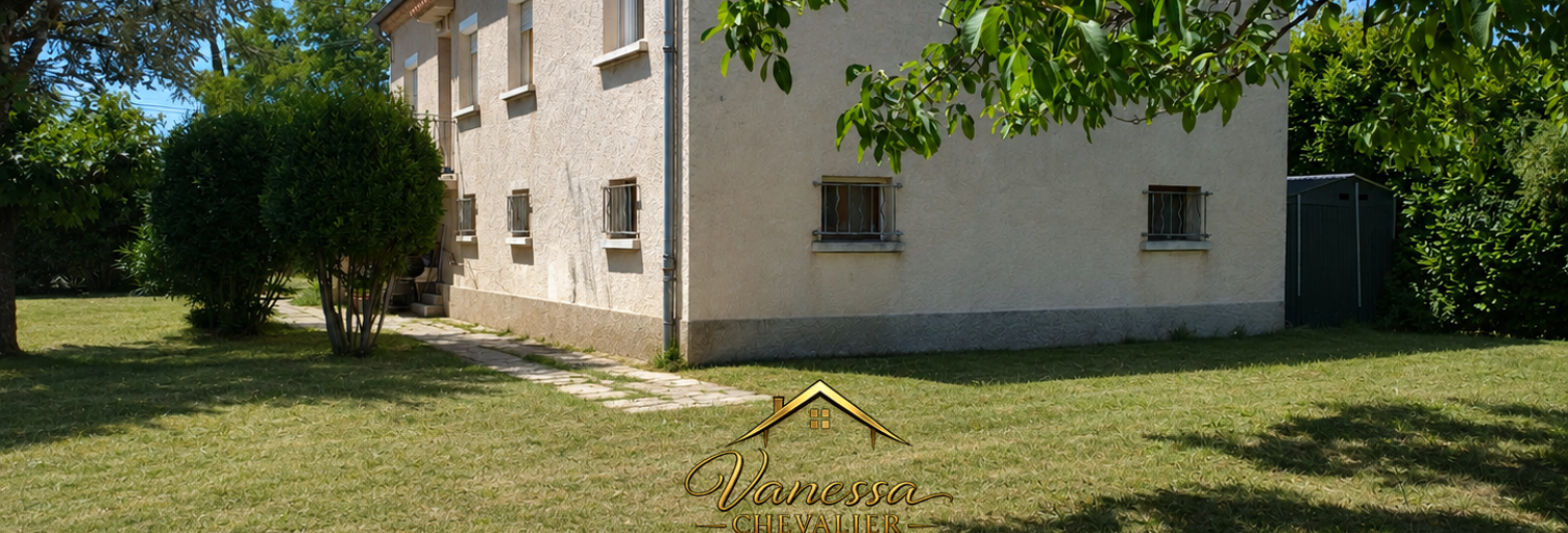 Maison 8 Pièces 193 m² à vendre à Saint-Pantaléon-les-Vignes (26770)