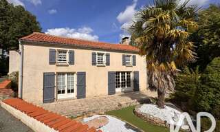 Maison 5 Pièces 142 m² à vendre à Saint-Cyr-des-Gâts (85410)