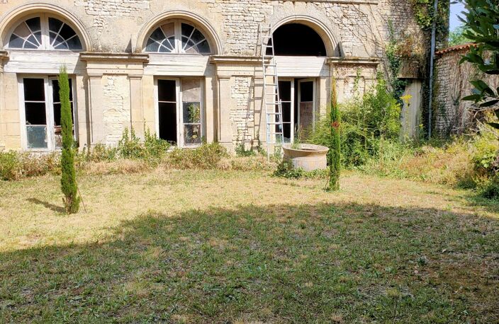 Vente Maison/villa 11 pièces — photo 2