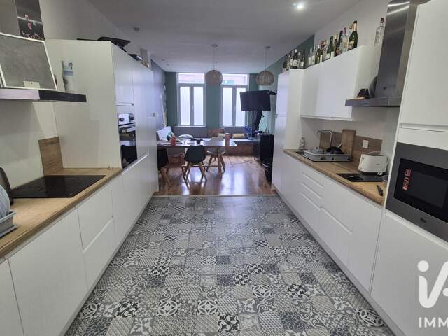 Vente Maison de ville 8 pièces — photo du bien
