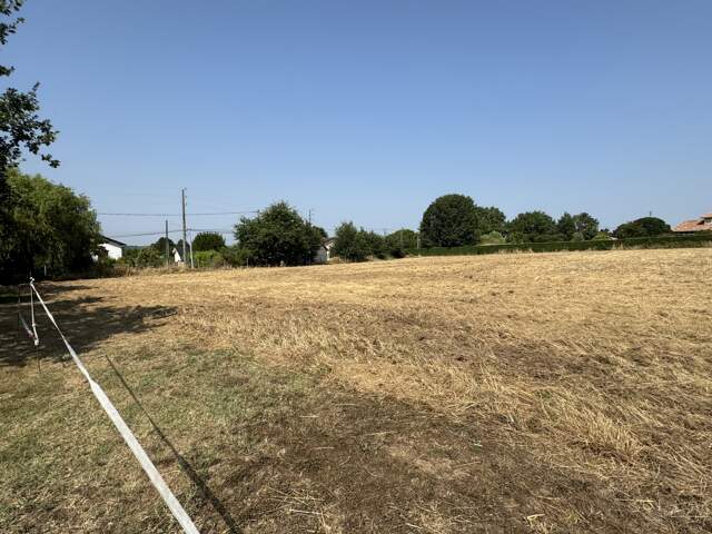 Vente Terrain à bâtir 7 132 m&sup2; — photo du bien
