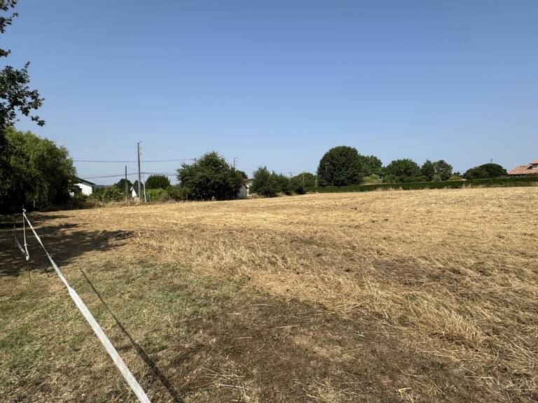 Vente Terrain à bâtir 7 132 m&sup2; — photo 1