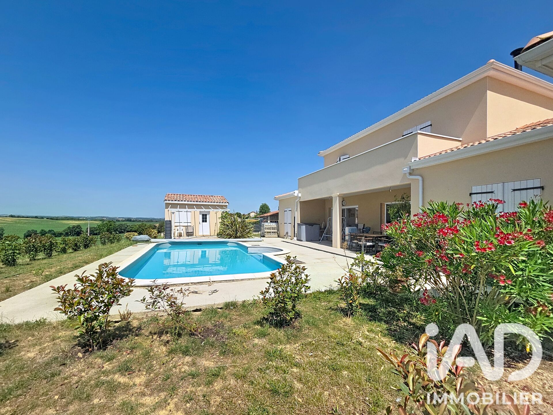 Agence immobilière de I@D FRANCE