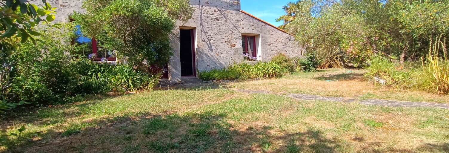 Maison 5 Pièces 158 m² à vendre à Sainte-Foy (85150)