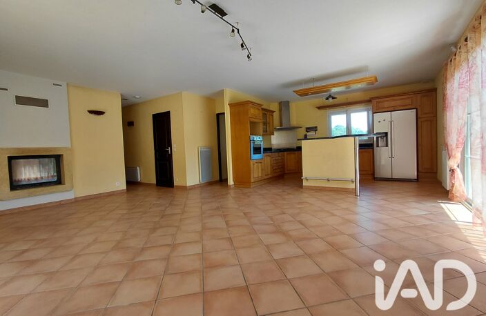 Vente Maison/villa 5 pièces — photo 2