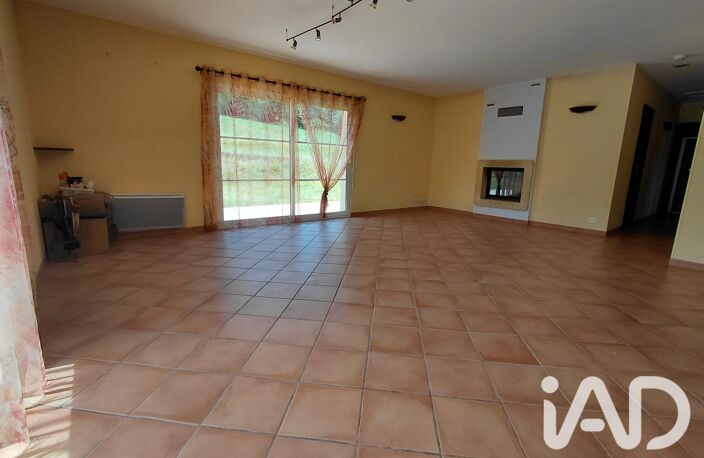 Vente Maison/villa 5 pièces — photo 3