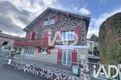 Maison 8 pièces 220000 €