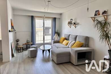 Appartement 3 pièces 242000 €